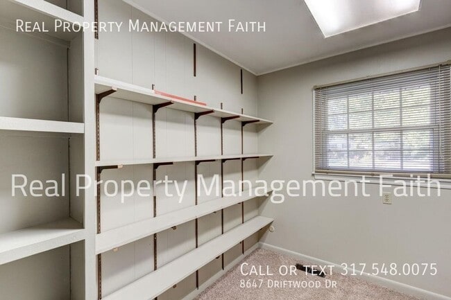 Building Photo - 8647 Driftwood Dr