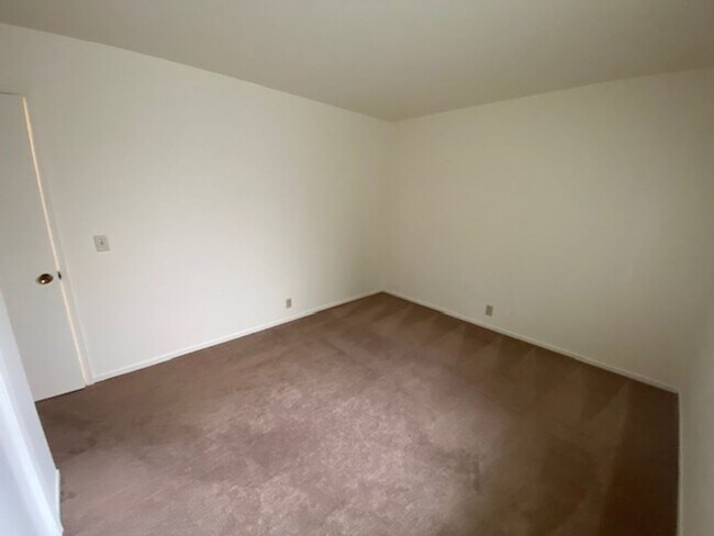 Building Photo - 306 Lobos Ave