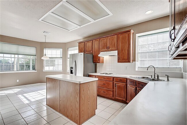 Building Photo - 2803 Norwood Hills Dr