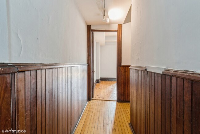 Building Photo - 2150 N Halsted St
