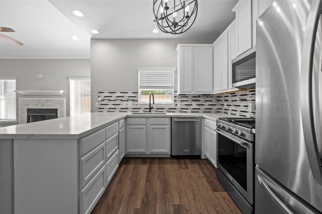 Building Photo - 14603 Sanour Dr