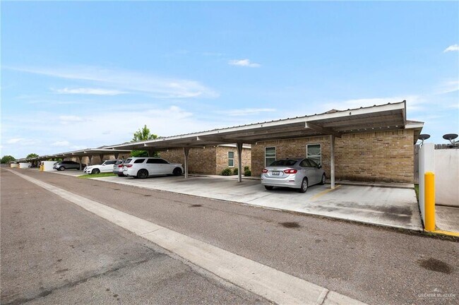 Building Photo - 3805 Hawthorne Ave