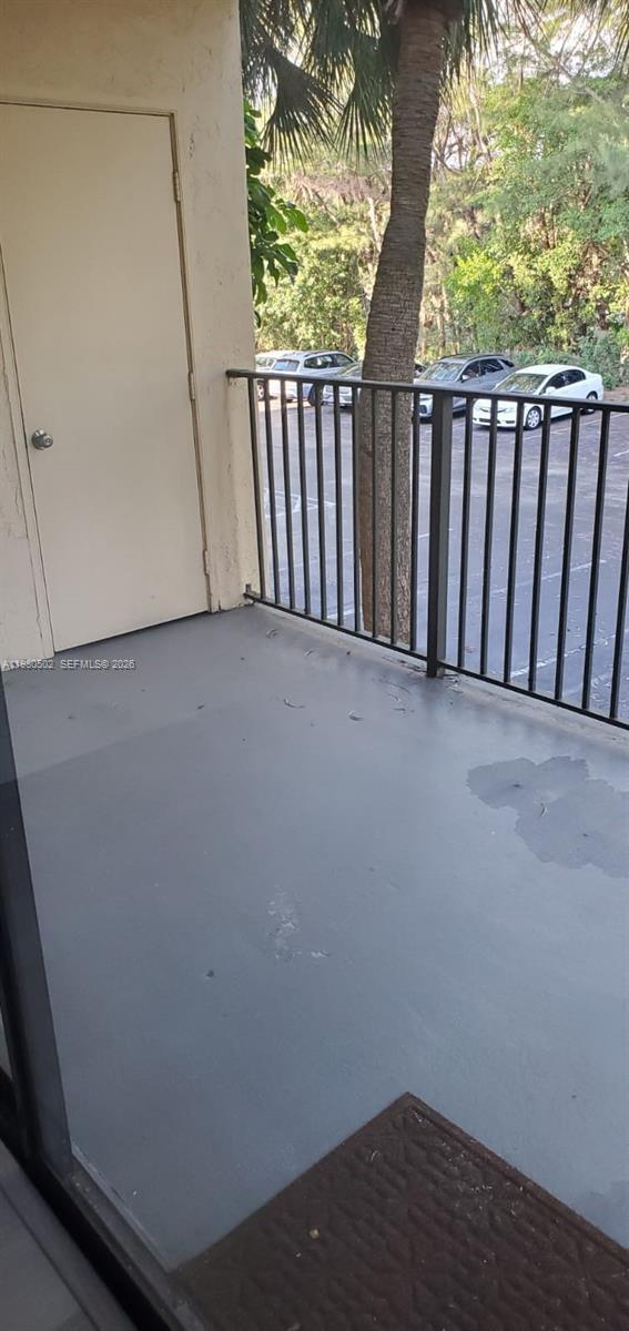 Building Photo - 9999 Summerbreeze Dr