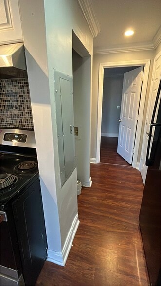 Building Photo - 650 Jett St NW