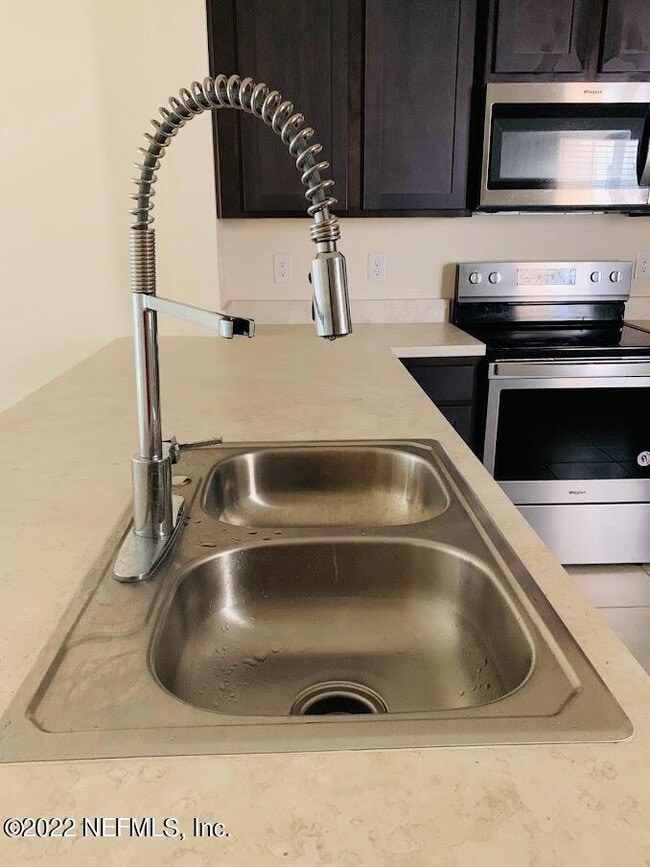 Building Photo - 7700 Legacy Trl