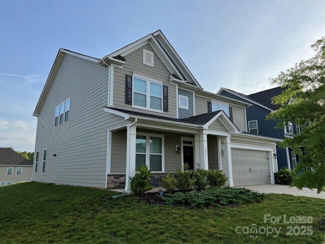Building Photo - 196 Longleaf Dr
