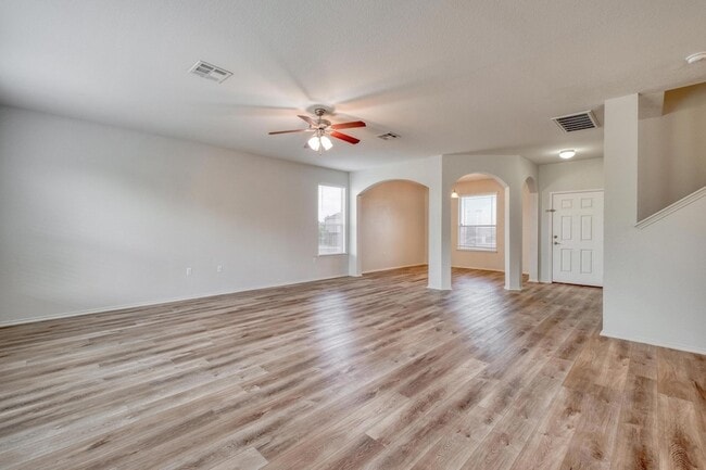 Building Photo - 9104 China Rose Dr