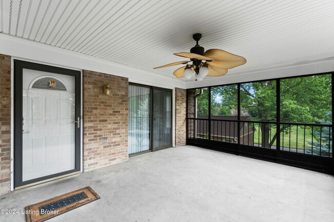 Building Photo - 10331 Shelbyville Rd