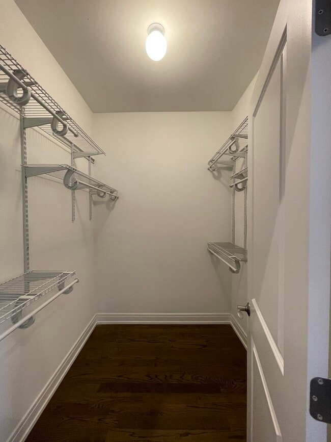 Building Photo - 2036 W 18th St