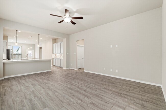 Building Photo - 939 Malibu Shr Ln