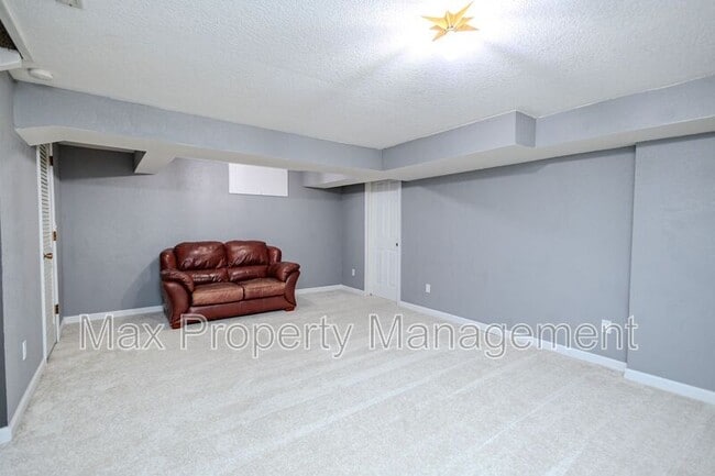 Building Photo - 5305 NW 91st Ct