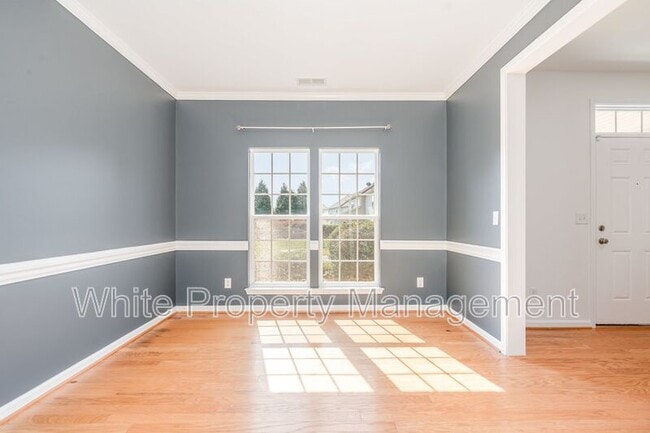 Building Photo - 815 Haymarket Pl
