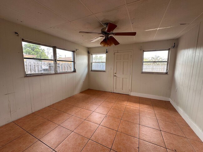 Building Photo - Sigle family home