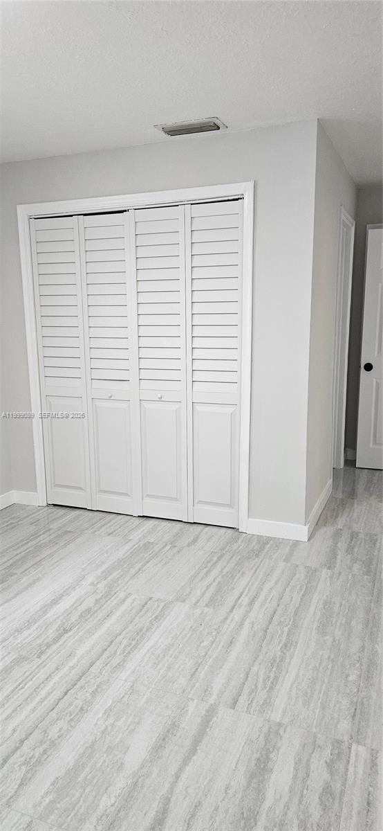 Building Photo - 1408 SW 9th Ave