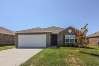Building Photo - 3126 S 15th Pl