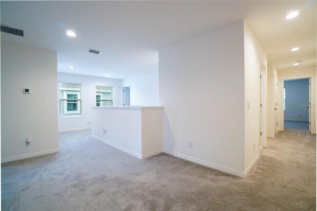 Building Photo - 156 Glass Onion Dr