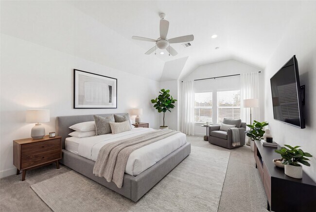 Building Photo - 819 W 19th St