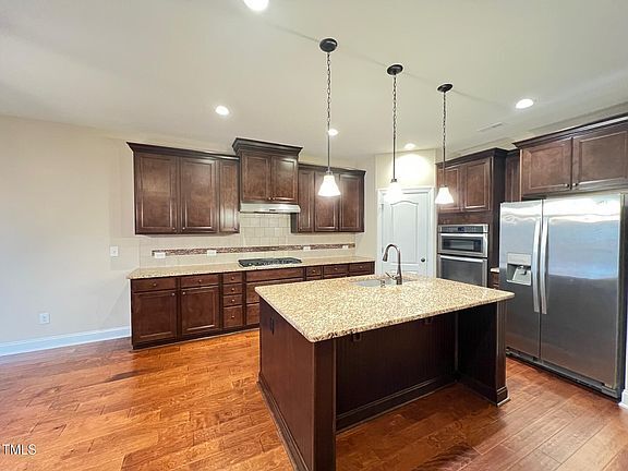 Building Photo - Build Equity While Leasing - Lease and Own...