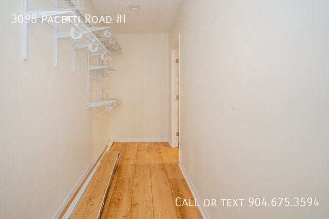 Building Photo - 3098 Pacetti Rd