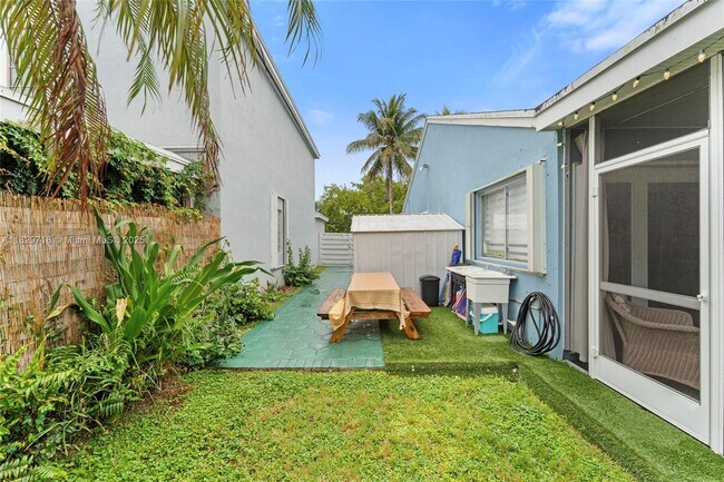 Building Photo - 14610 SW 145th Pl