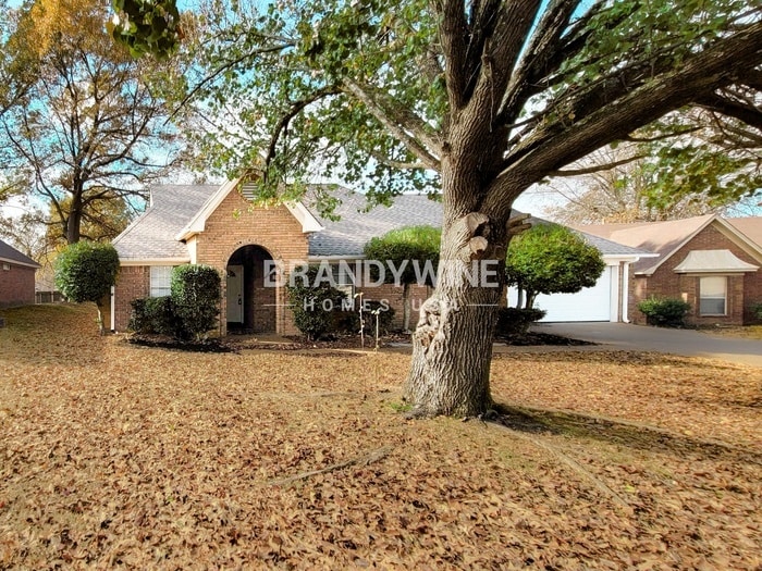 Building Photo - 5353 Stephen Forest Cove