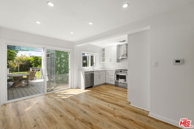 Building Photo - 2031 Glendon Ave