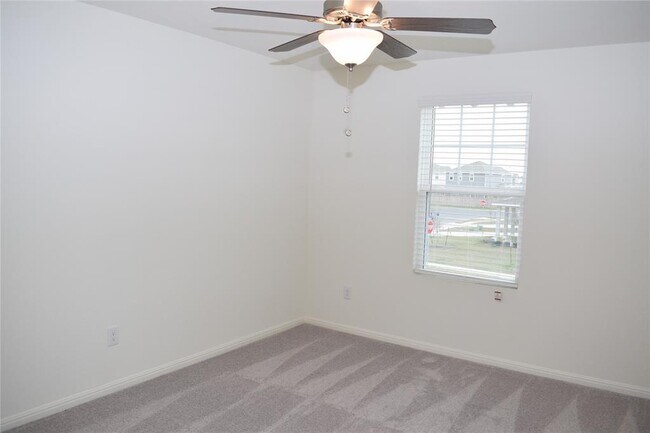Building Photo - 431 Robins Nest Ln
