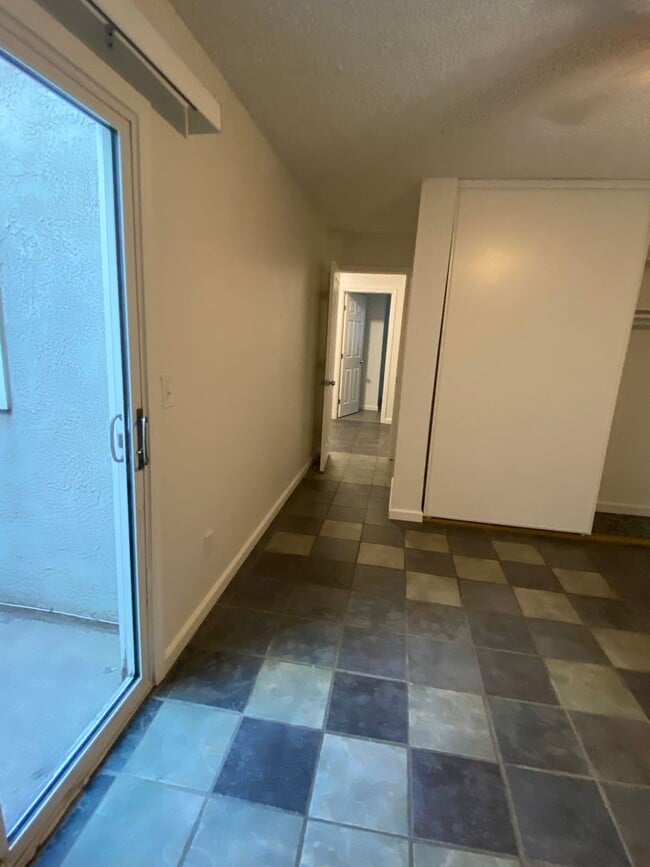 Building Photo - Single Story in Travis School District