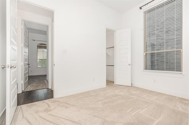 Building Photo - 1329 Pleasant Knoll Trl