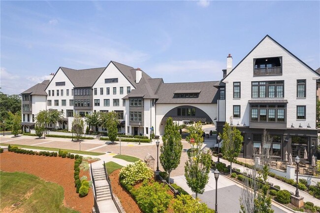 Building Photo - 6529 Beacon Dr