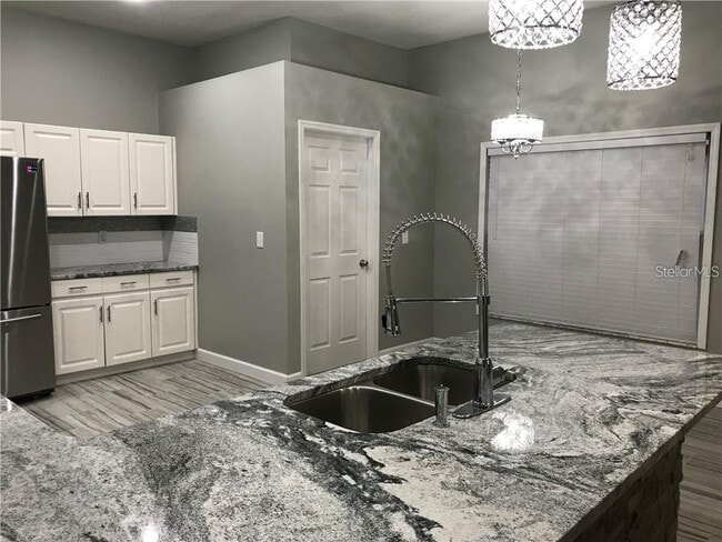 Building Photo - 1211 Dew Bloom Rd