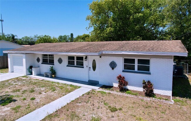 Building Photo - 5806 Liverpool Dr