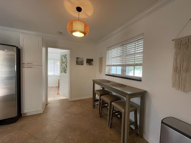 Building Photo - 430 45th St