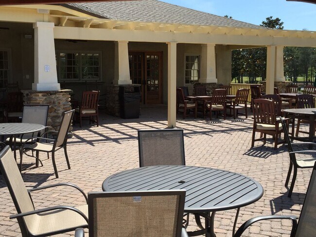 Building Photo - Turnkey 3 Bedroom Home in Firefly Community at Hammock Bay!