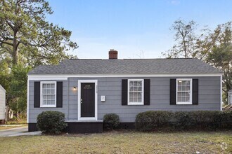 Building Photo - 2215
