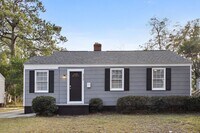 Building Photo - 2215