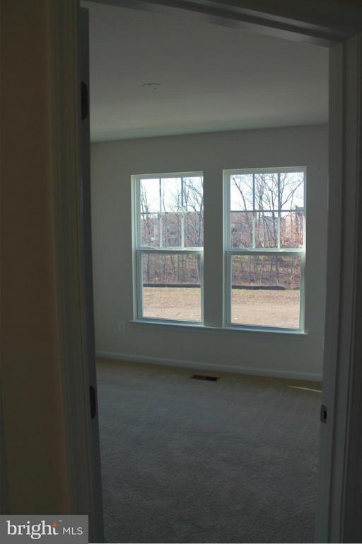 Building Photo - 109 Sequoia Dr