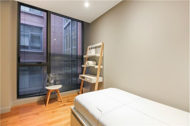 Building Photo - 448 K St NW