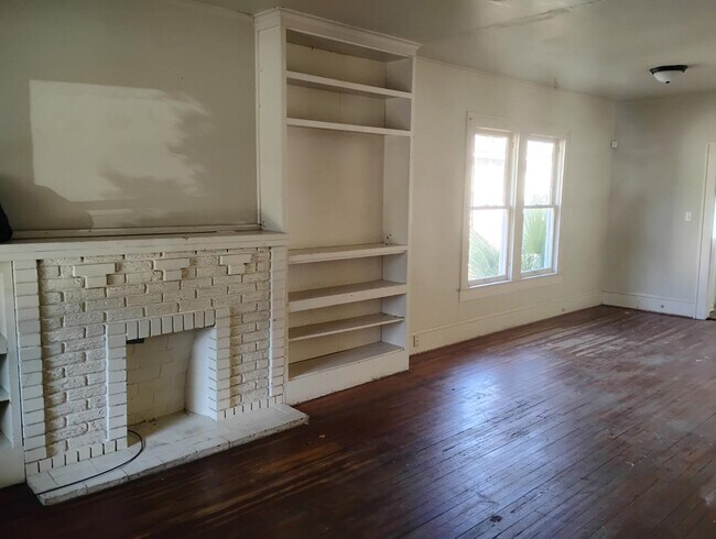 Building Photo - 328 Prospect St