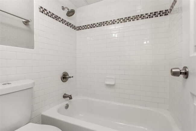 Building Photo - 4319 McKinney Ave