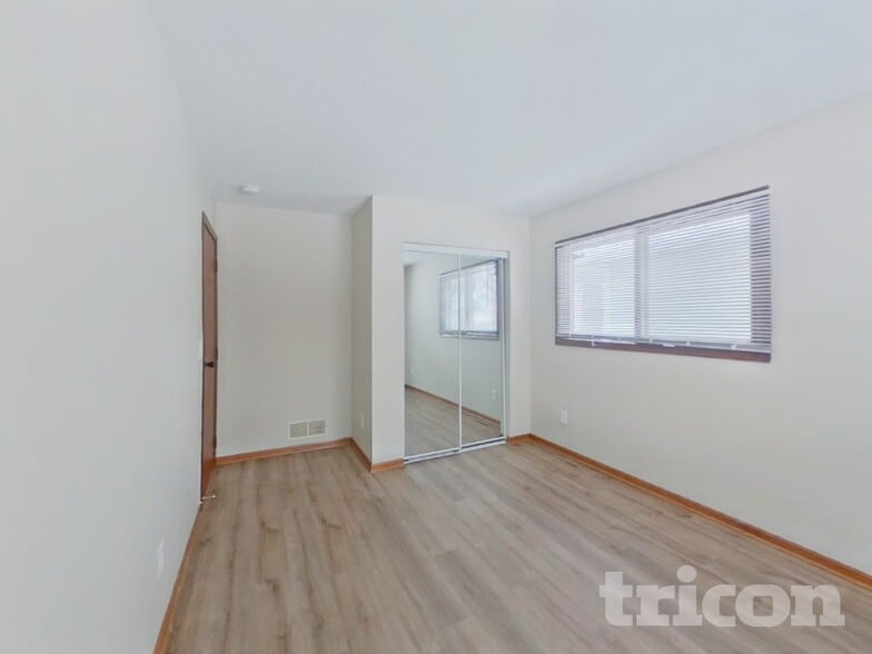 Building Photo - 1000 Concordia Ave