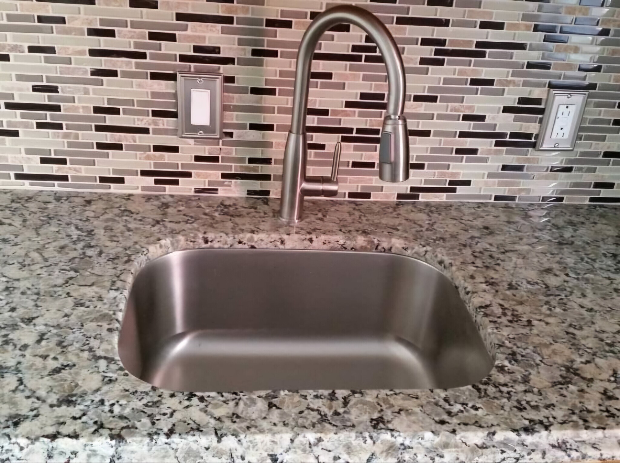 Building Photo - 926 Belmont Ave