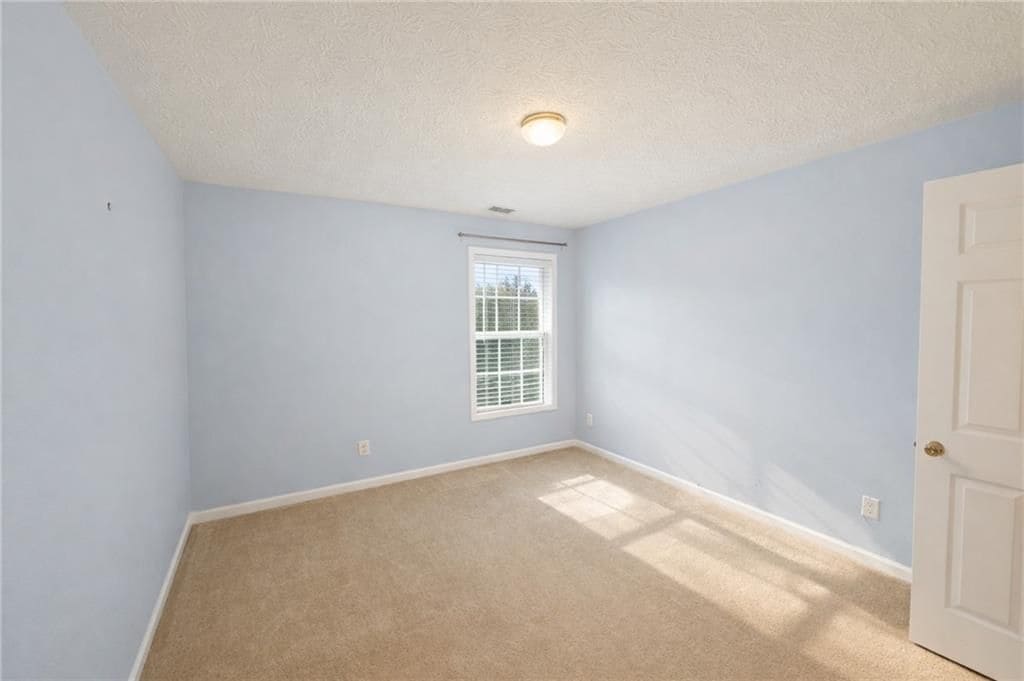 Building Photo - 3075 Kentmere Dr