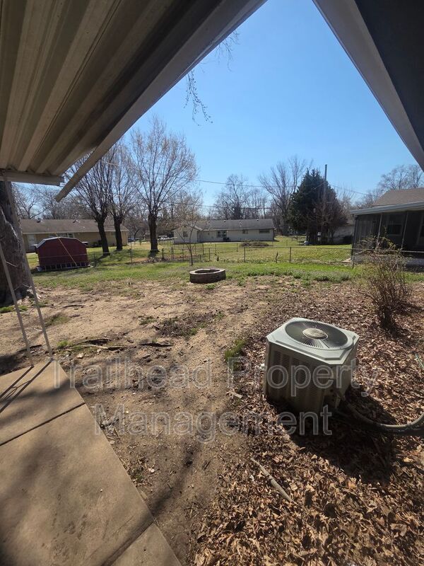 Building Photo - 11127 Blue Ridge Blvd