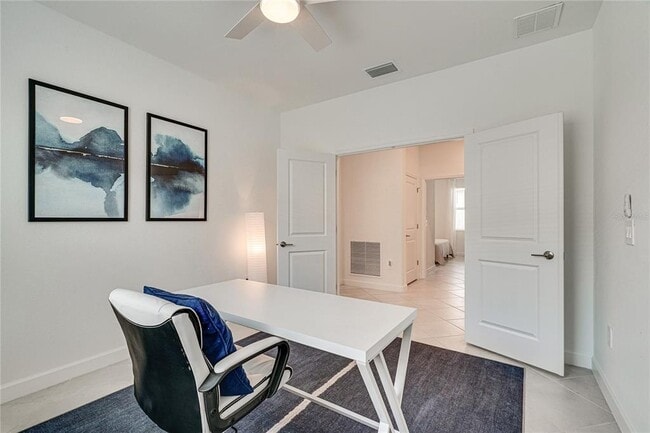 Building Photo - 3250 Weston Manor Dr