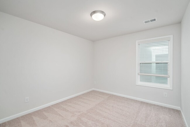 Building Photo - 775 Justify Lp