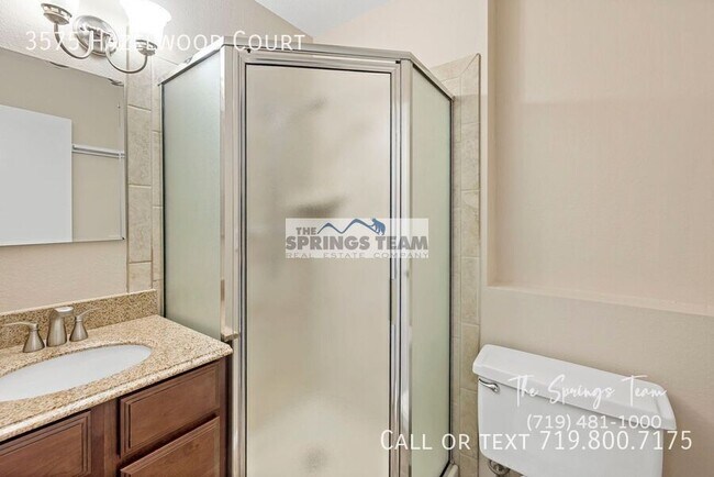 Building Photo - 3575 Hazelwood Ct