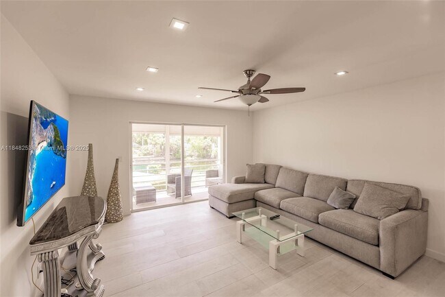 Building Photo - 4100 N 58th Ave