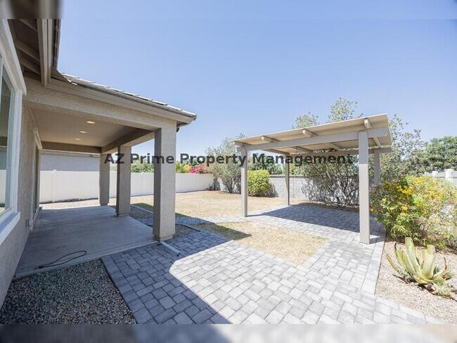 Building Photo - 6412 S 24th Pl