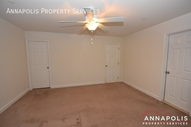 Building Photo - 102 Carraway Ln
